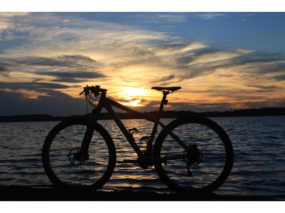 Atmosphärische Abendstimmmung am Markkleeberger See